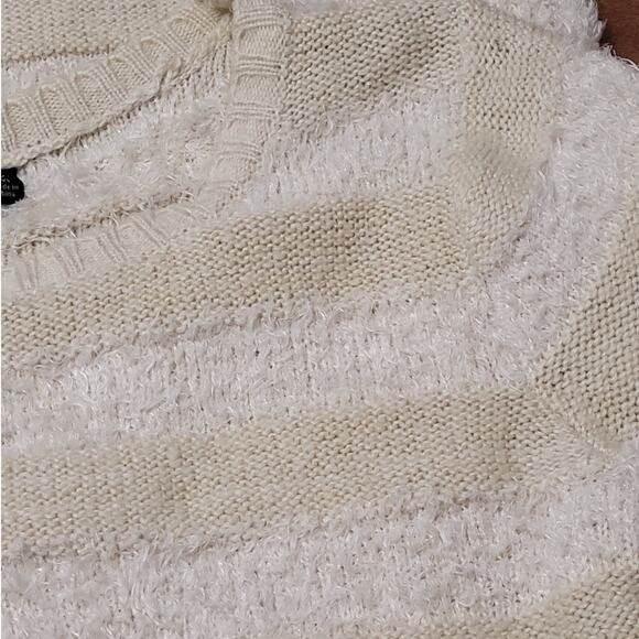 T/O Sweaters Knit Sweater Dress Women Sz M Neutral Taupe Beige 3/4 Sleeve Fuzzy - Picture 7 of 10